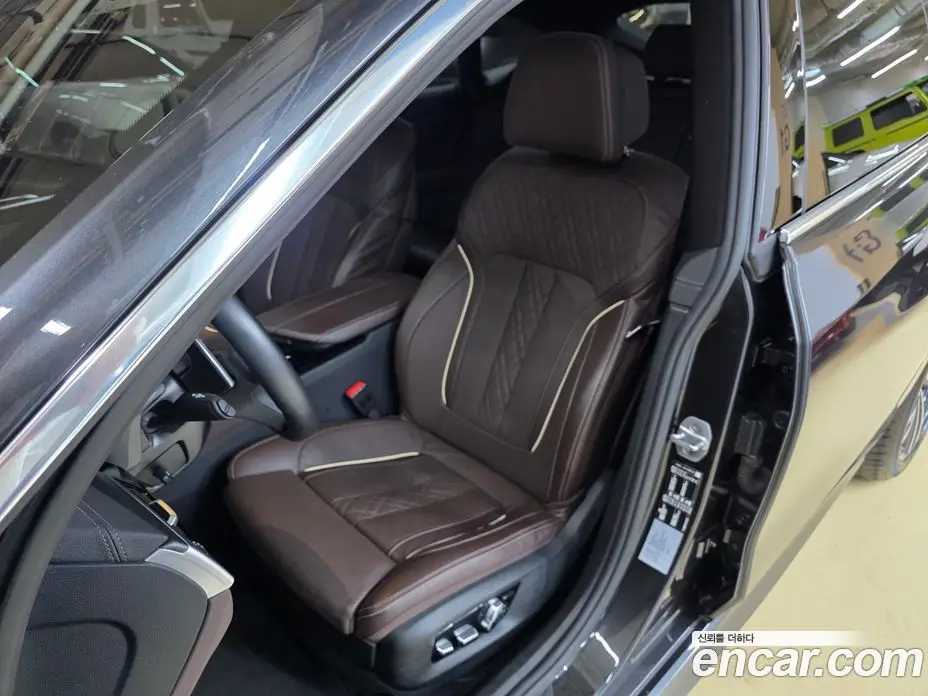 BMW 6 серия 2024 2.0 автомат (гидро), фото 17
