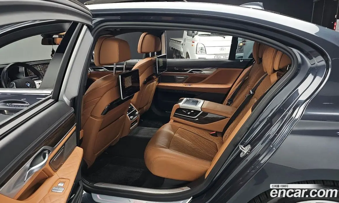 BMW 7 серия 2020 3.0 автомат (гидро), фото 18