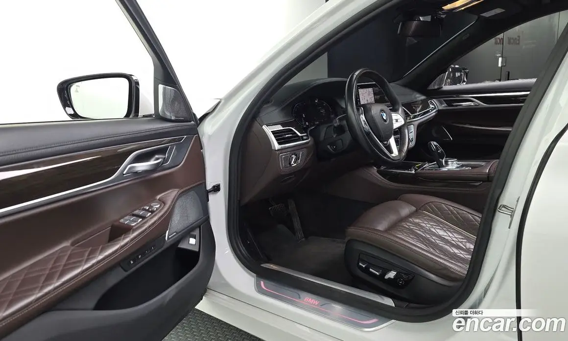 BMW 7 серия 2021 3.0 автомат (гидро), фото 13 BMW 7 серия 2021 3.0 автомат (гидро), фото 13