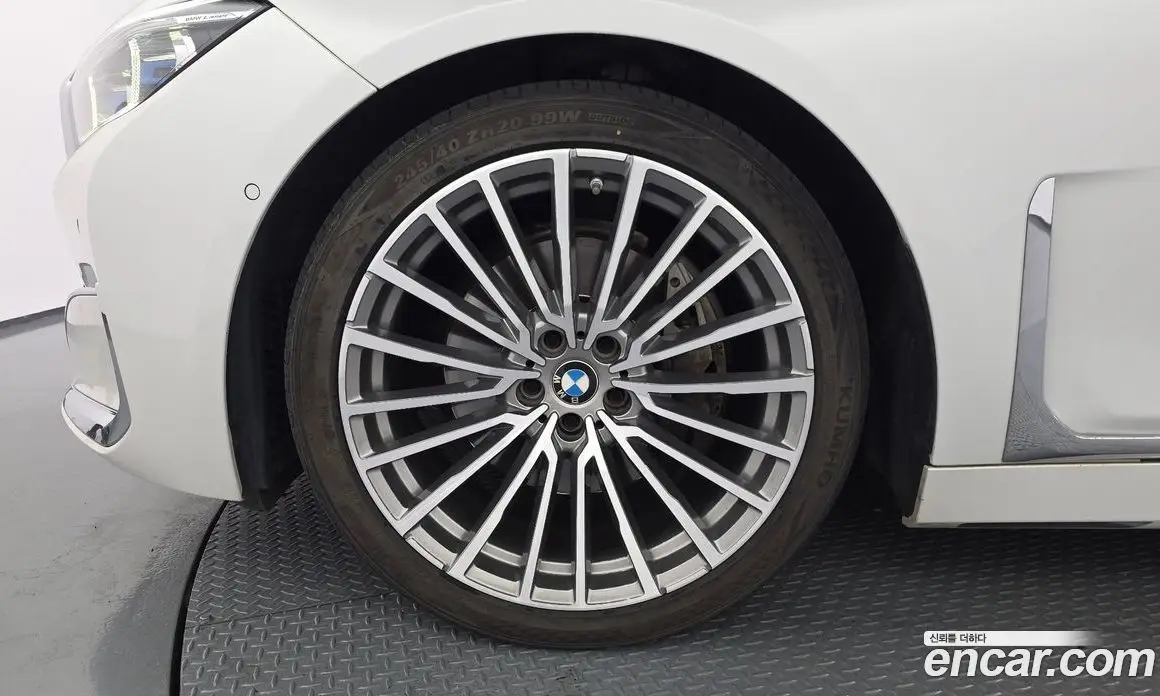 BMW 7 серия 2021 3.0 автомат (гидро), фото 5 BMW 7 серия 2021 3.0 автомат (гидро), фото 5