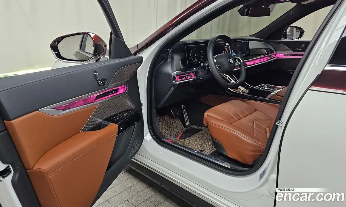 BMW 7 серия 2025 3.0 автомат (гидро), фото 13 BMW 7 серия 2025 3.0 автомат (гидро), фото 13