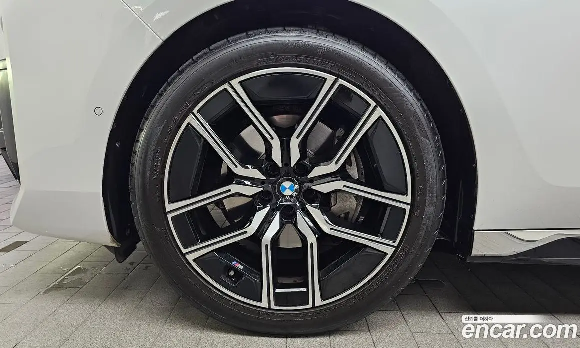 BMW 7 серия 2025 3.0 автомат (гидро), фото 5 BMW 7 серия 2025 3.0 автомат (гидро), фото 5