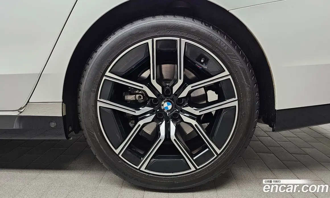 BMW 7 серия 2025 3.0 автомат (гидро), фото 7 BMW 7 серия 2025 3.0 автомат (гидро), фото 7