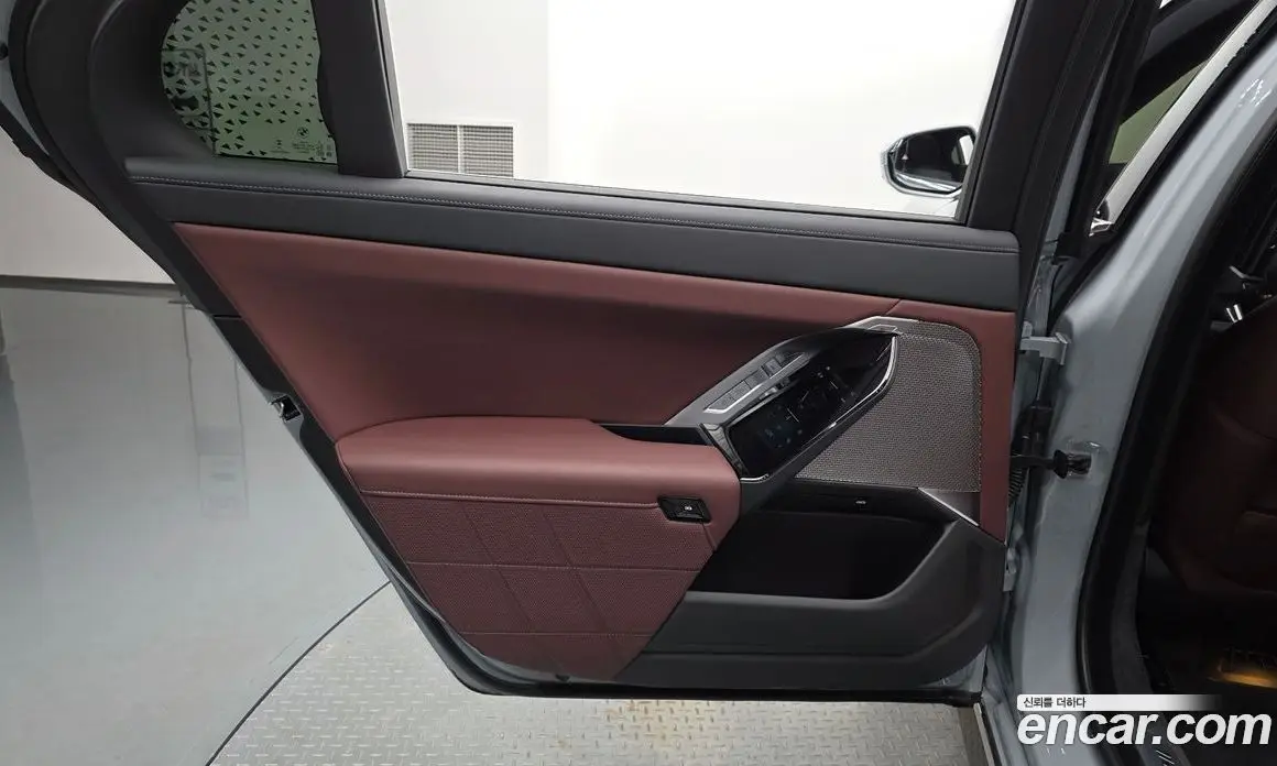 BMW 7 серия 2025 3.0 автомат (гидро), фото 14 BMW 7 серия 2025 3.0 автомат (гидро), фото 14