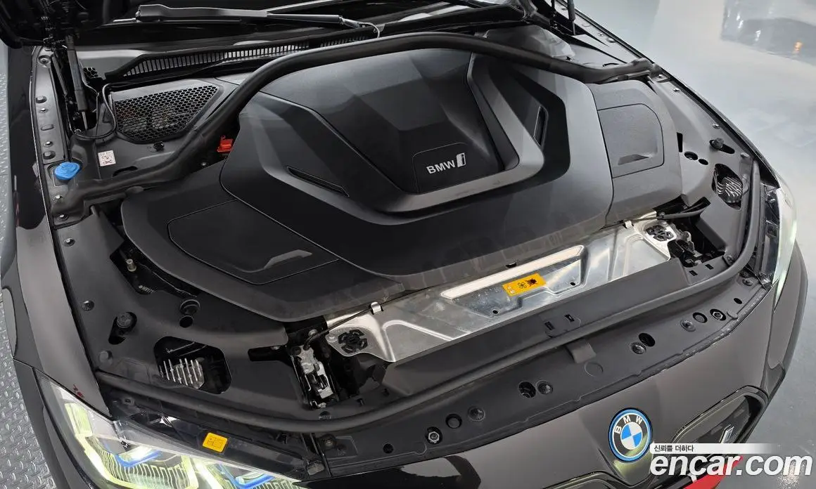 BMW i4 2022 0.2 автомат (гидро), фото 6 BMW i4 2022 0.2 автомат (гидро), фото 6