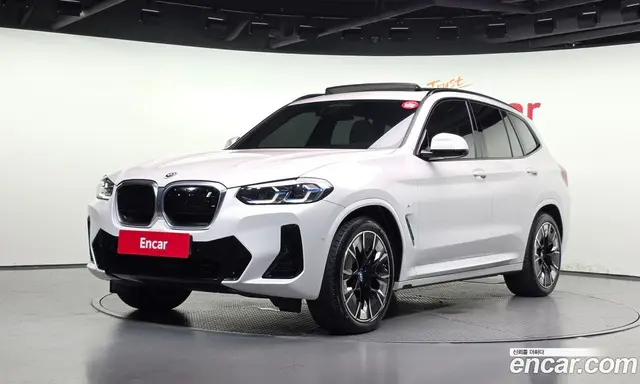 BMW iX3, 2023, 23 122 км