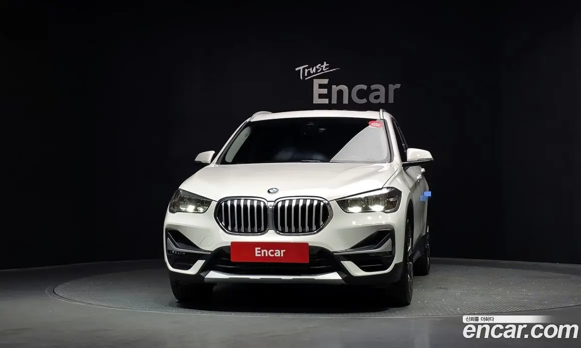 BMW X1 2022 2.0 автомат (гидро), фото 3 BMW X1 2022 2.0 автомат (гидро), фото 3