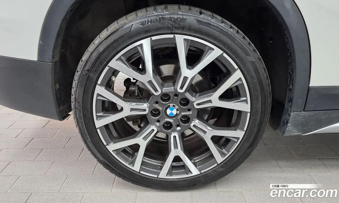BMW X1 2022 2.0 автомат (гидро), фото 5 BMW X1 2022 2.0 автомат (гидро), фото 5