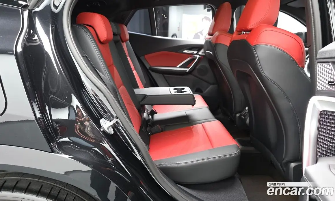BMW X2 2025 2.0 автомат (гидро), фото 16