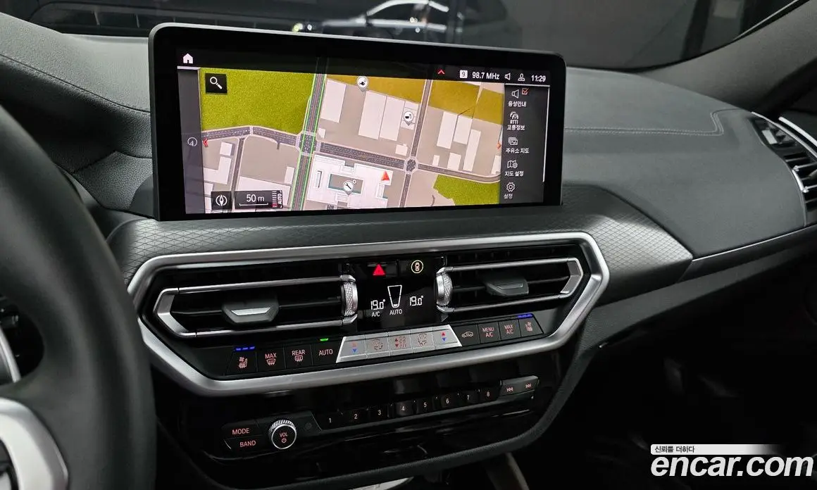 BMW X4 2025 2.0 автомат (гидро), фото 20