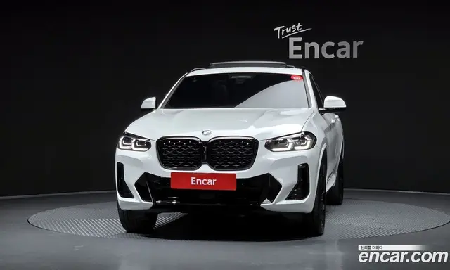 BMW X4 2025 2.0 автомат (гидро), миниатюра 3