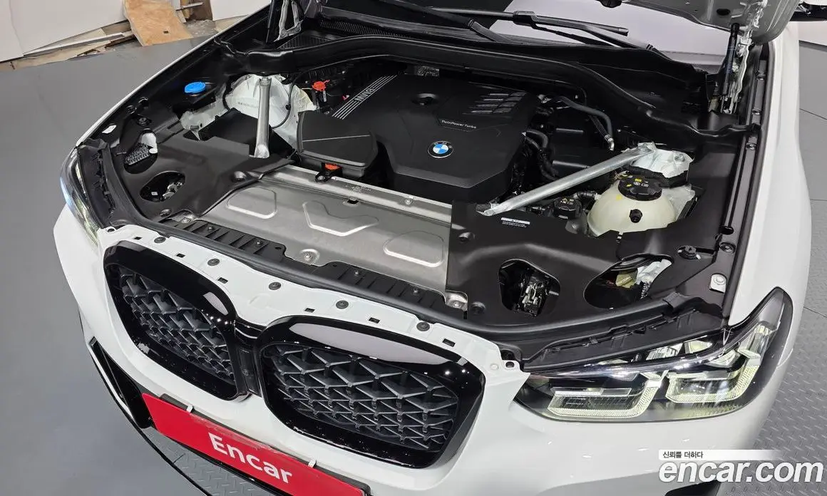 BMW X4 2025 2.0 автомат (гидро), фото 6
