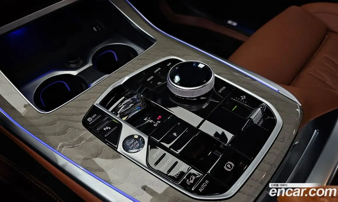 BMW X7 2024 3.0 автомат (гидро), фото 12