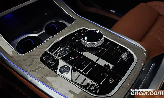 BMW X7 2024 3.0 автомат (гидро), миниатюра 12