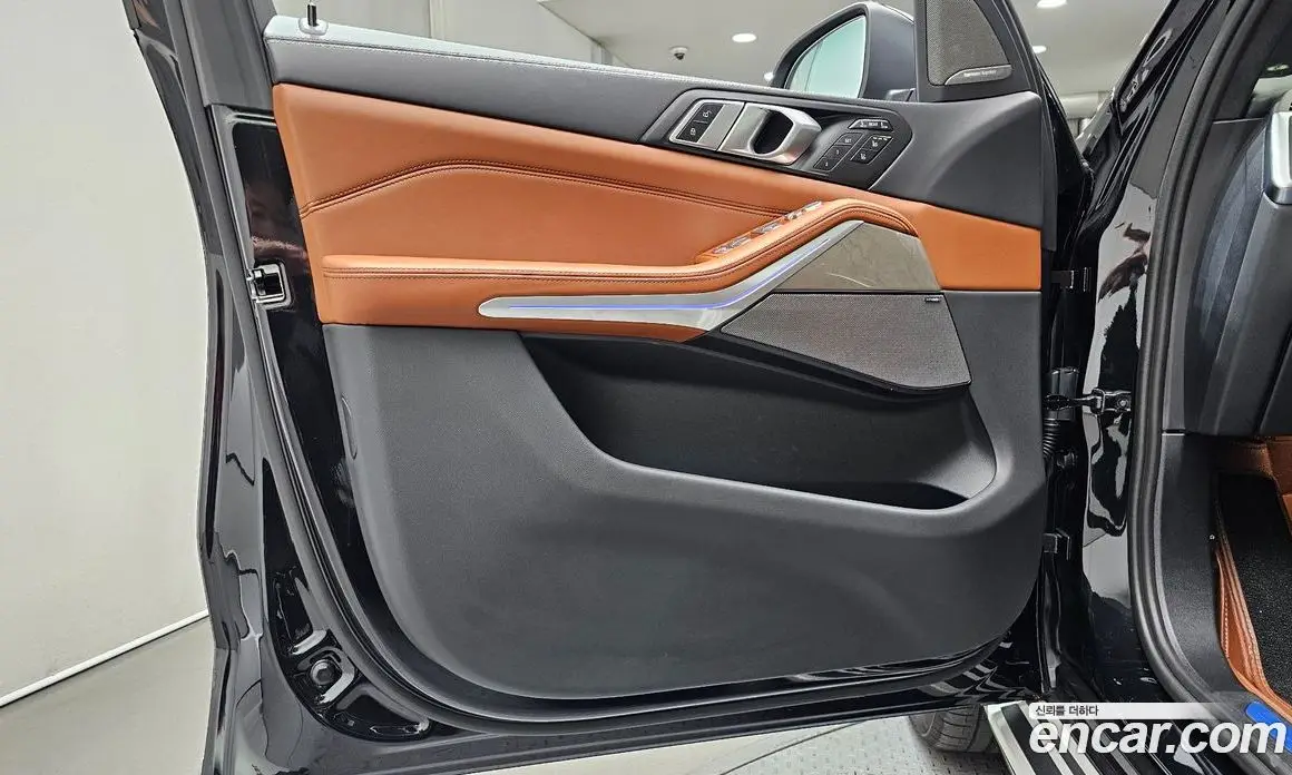 BMW X7 2024 3.0 автомат (гидро), фото 14