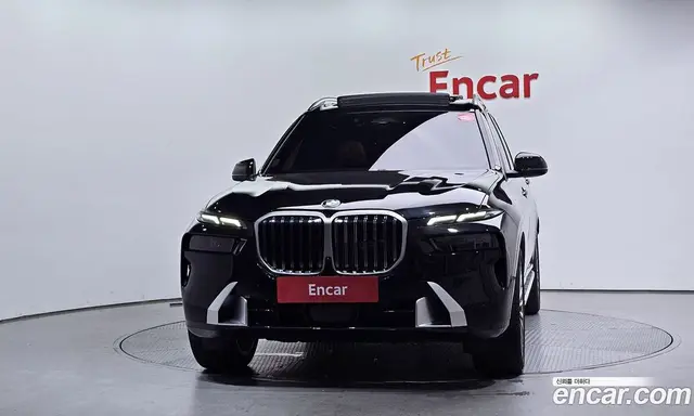 BMW X7 2024 3.0 автомат (гидро), миниатюра 3