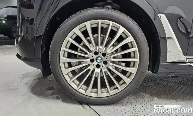 BMW X7 2024 3.0 автомат (гидро), миниатюра 5