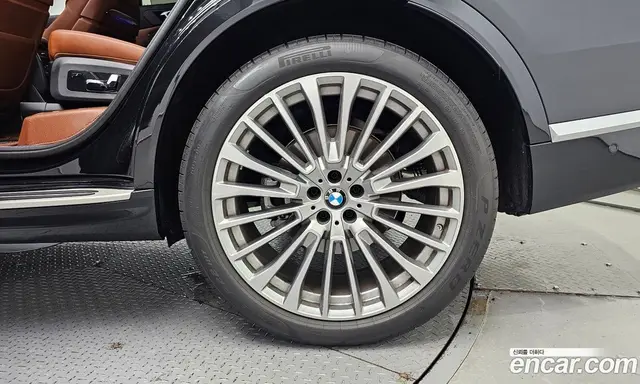 BMW X7 2024 3.0 автомат (гидро), миниатюра 7