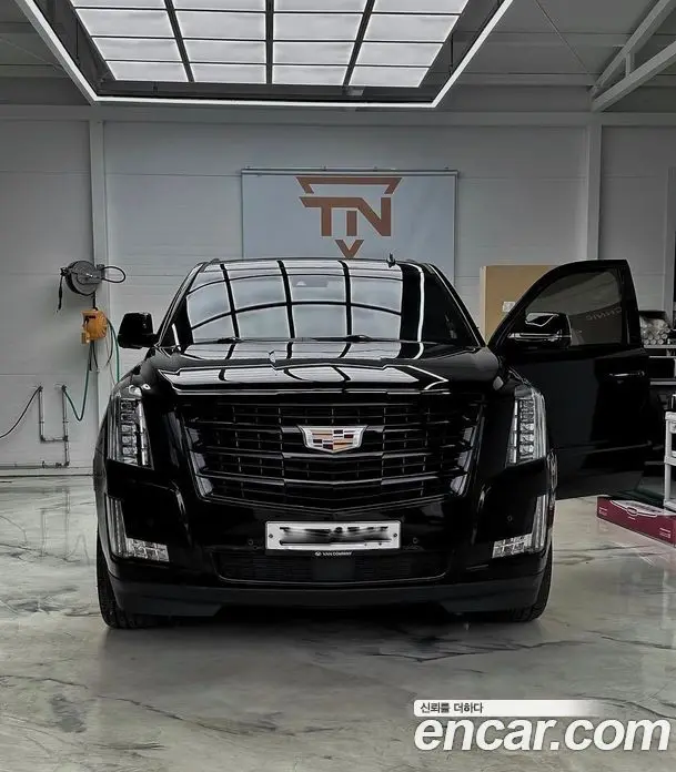 Cadillac Escalade, 2015, 51 300 км Cadillac Escalade, 2015, 51 300 км