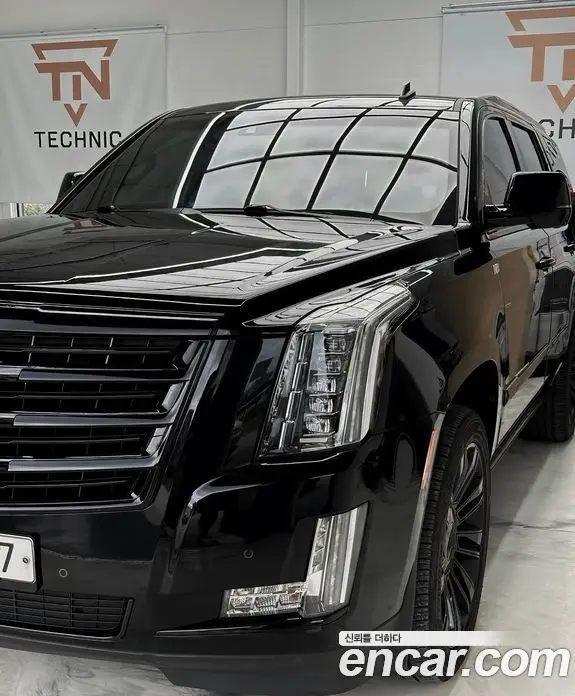 Cadillac Escalade 2015 6.2 автомат (гидро), миниатюра 2