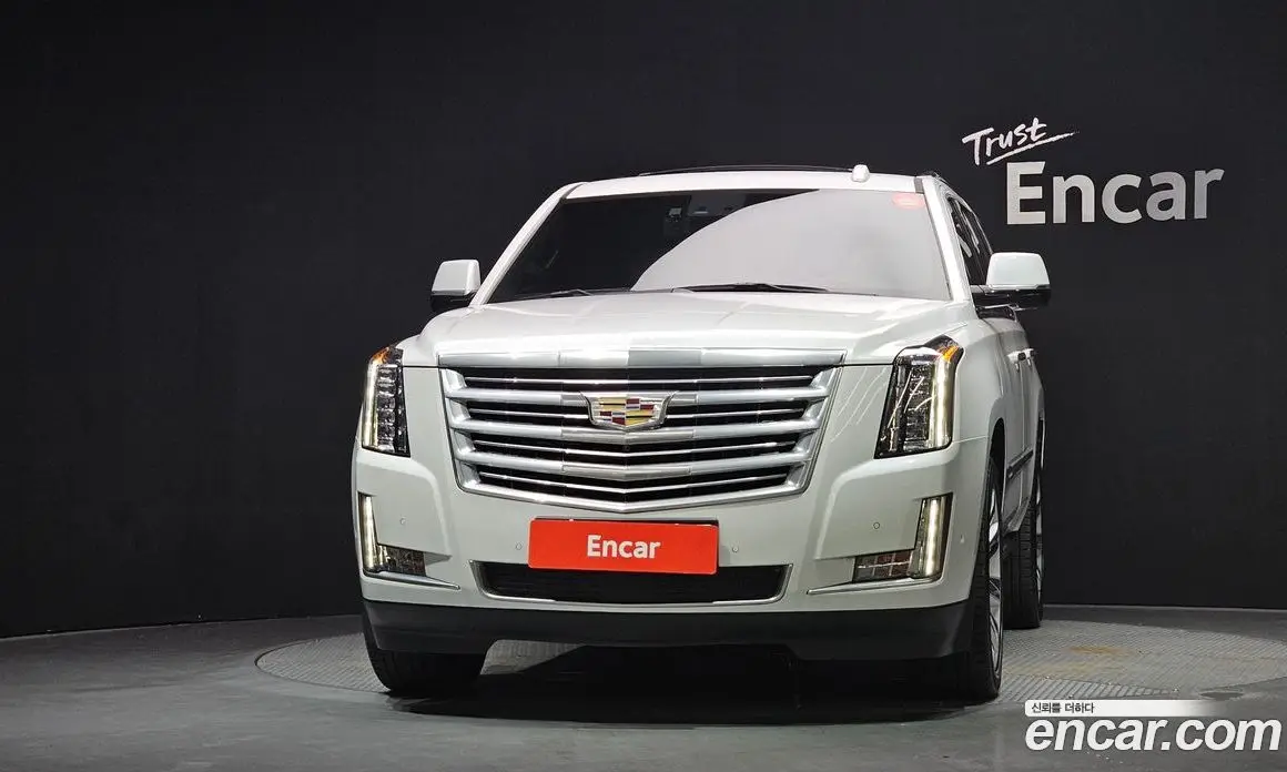 Cadillac Escalade 2020 6.2 автомат (гидро), фото 3