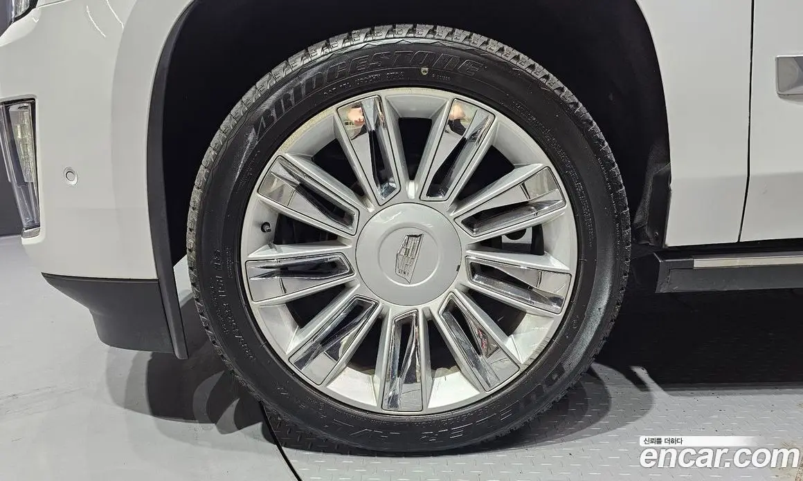Cadillac Escalade 2020 6.2 автомат (гидро), фото 5