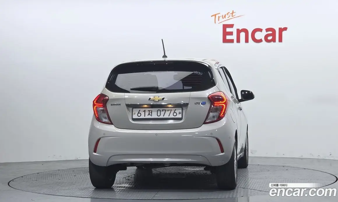 Chevrolet Spark 2016 1.0 автомат (гидро), фото 4 Chevrolet Spark 2016 1.0 автомат (гидро), фото 4