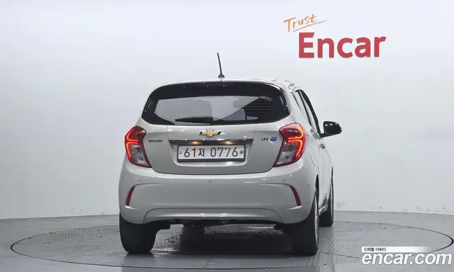 Chevrolet Spark 2016 1.0 автомат (гидро), миниатюра 4 Chevrolet Spark 2016 1.0 автомат (гидро), миниатюра 4