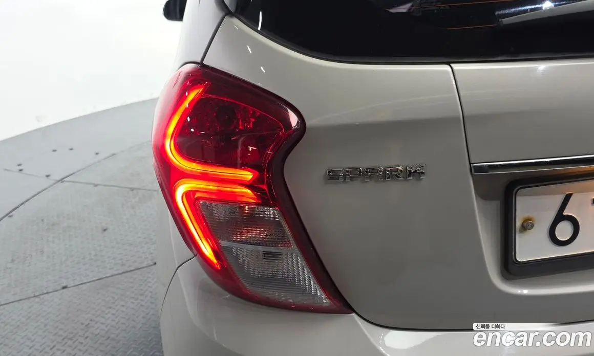 Chevrolet Spark 2016 1.0 автомат (гидро), фото 9 Chevrolet Spark 2016 1.0 автомат (гидро), фото 9