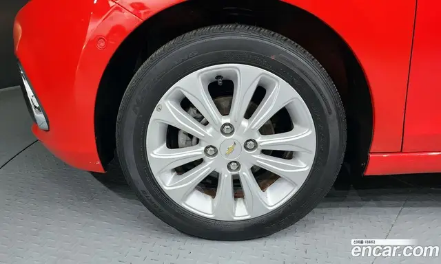Chevrolet Spark 2017 1.0 автомат (гидро), миниатюра 5 Chevrolet Spark 2017 1.0 автомат (гидро), миниатюра 5
