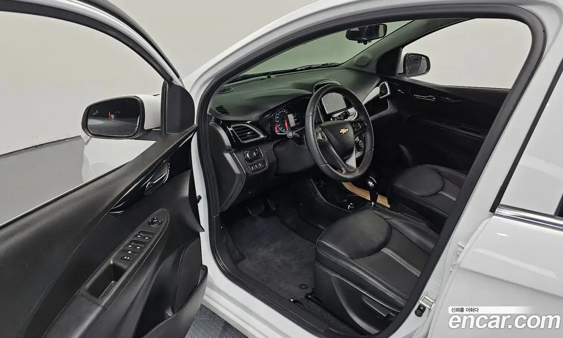 Chevrolet Spark 2019 1.0 автомат (гидро), фото 13 Chevrolet Spark 2019 1.0 автомат (гидро), фото 13