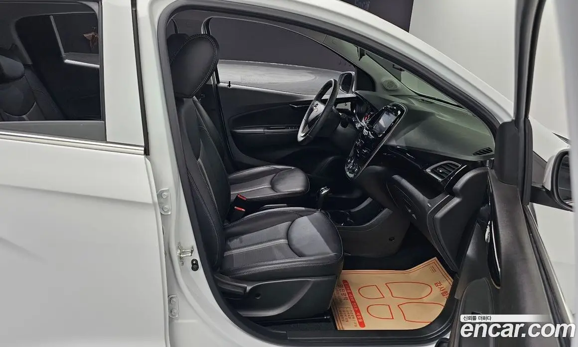 Chevrolet Spark 2019 1.0 автомат (гидро), фото 16 Chevrolet Spark 2019 1.0 автомат (гидро), фото 16