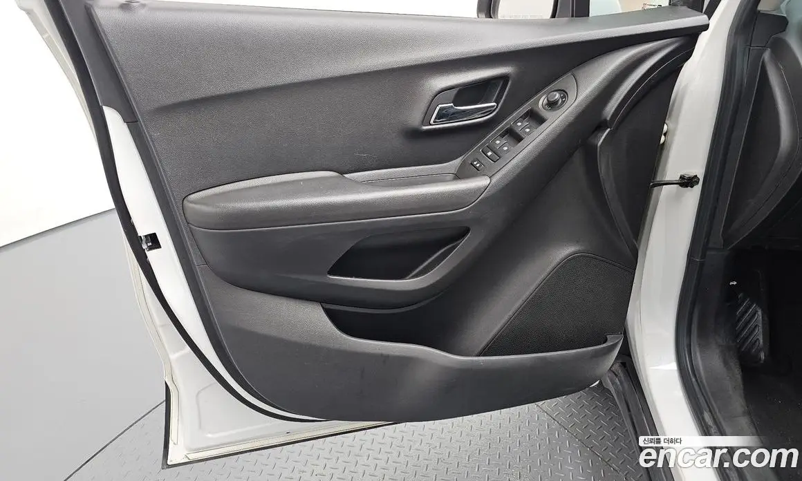 Chevrolet Trax 2015 1.4 автомат (гидро), фото 14