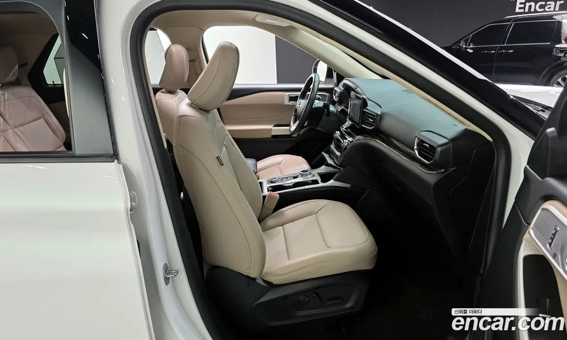 Ford Explorer 2021 2.3 автомат (гидро), фото 18