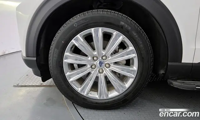 Ford Explorer 2021 2.3 автомат (гидро), миниатюра 5