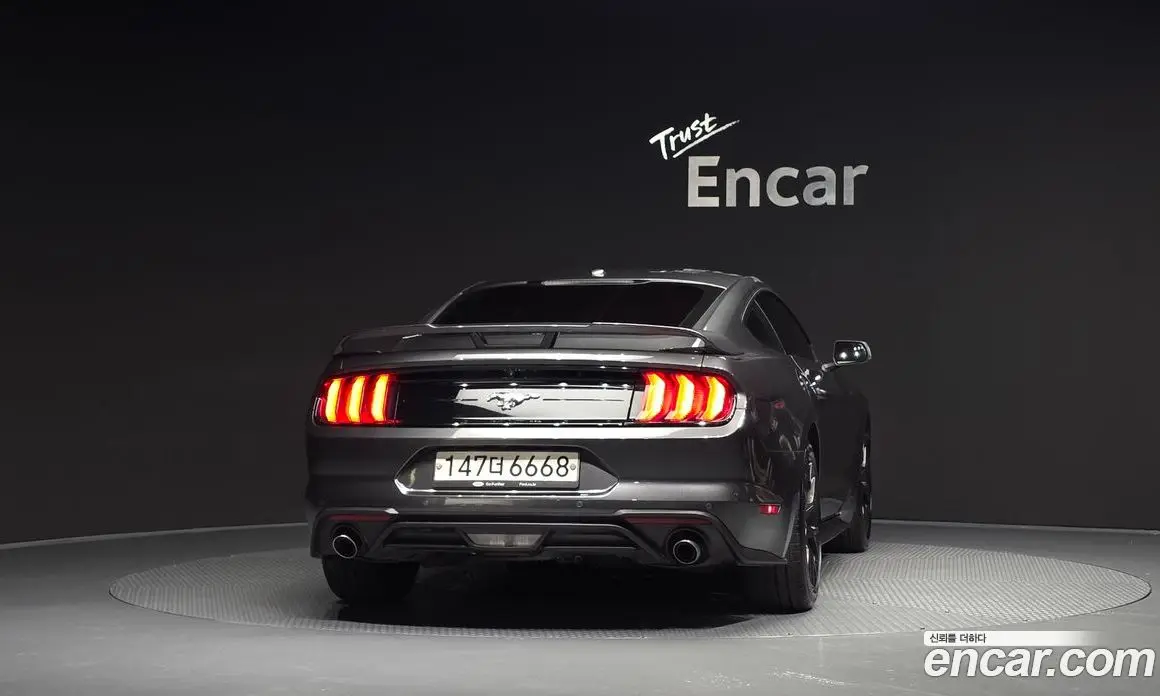 Ford Mustang 2020 2.3 автомат (гидро), фото 4 Ford Mustang 2020 2.3 автомат (гидро), фото 4