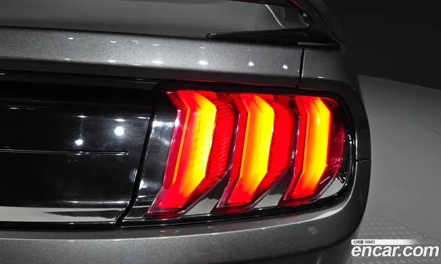 Ford Mustang 2020 2.3 автомат (гидро), миниатюра 9 Ford Mustang 2020 2.3 автомат (гидро), миниатюра 9