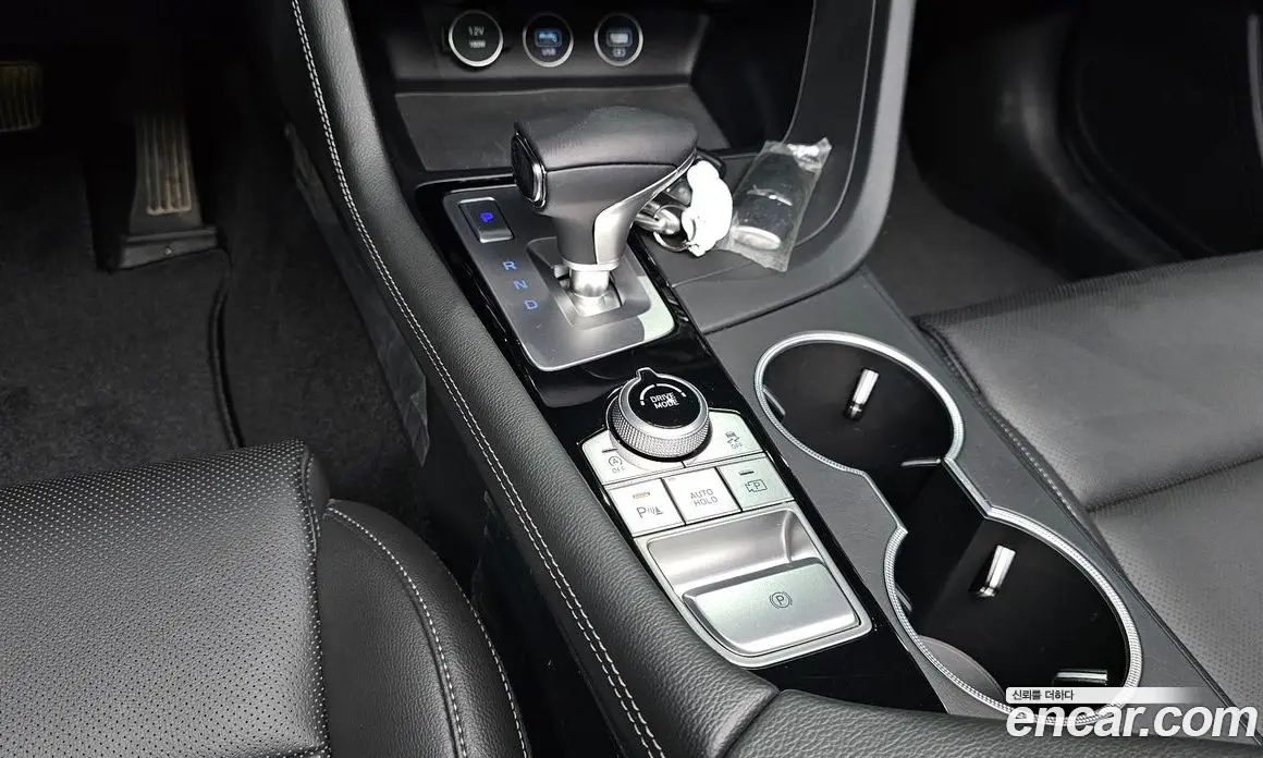 Genesis G70 2022 2.0 автомат (гидро), фото 12