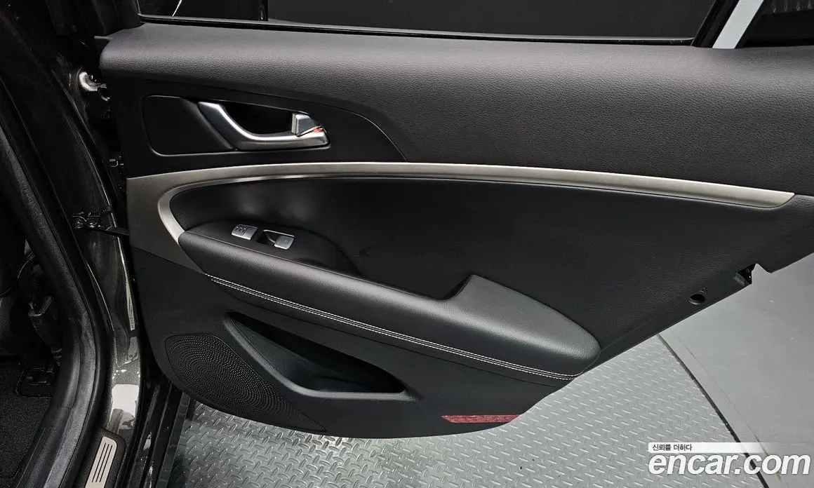 Genesis G70 2022 2.0 автомат (гидро), фото 15