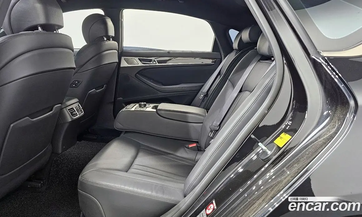 Genesis G80 2018 3.3 автомат (гидро), фото 15 Genesis G80 2018 3.3 автомат (гидро), фото 15