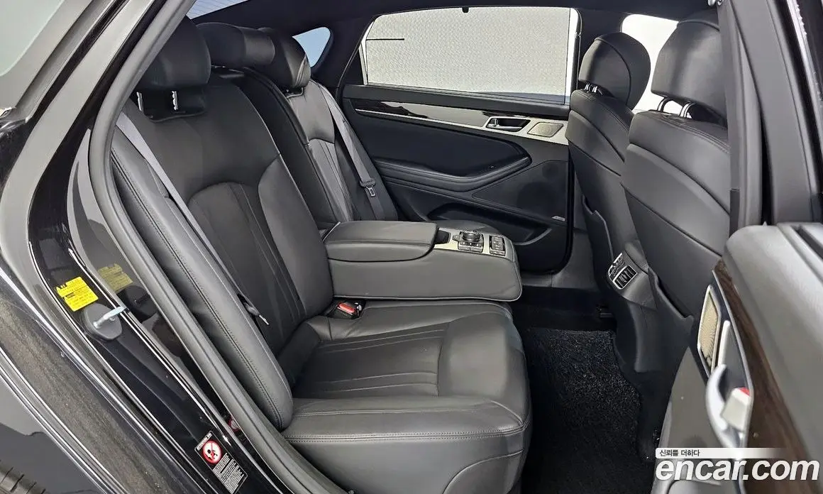Genesis G80 2018 3.3 автомат (гидро), фото 17 Genesis G80 2018 3.3 автомат (гидро), фото 17