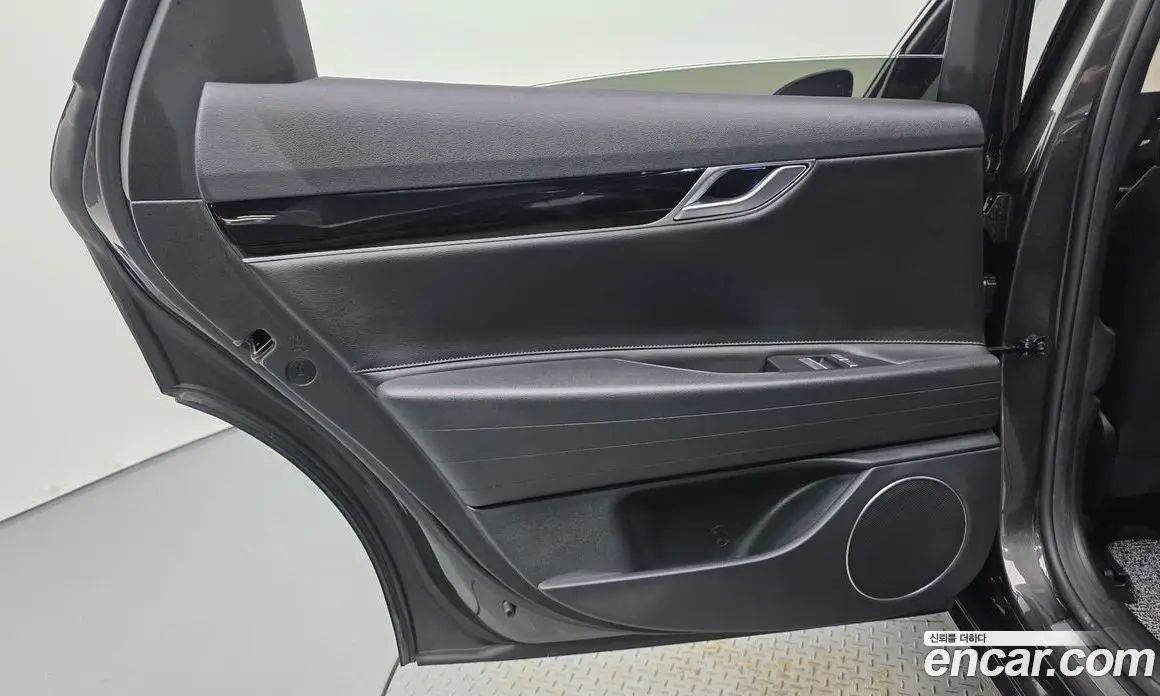 Genesis G80 2022 2.5 автомат (гидро), фото 15 Genesis G80 2022 2.5 автомат (гидро), фото 15