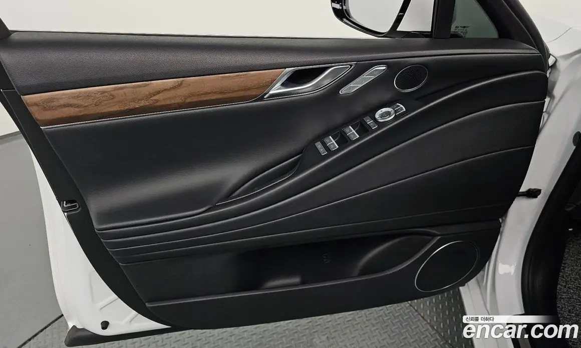 Genesis G80 2023 2.5 автомат (гидро), фото 14 Genesis G80 2023 2.5 автомат (гидро), фото 14