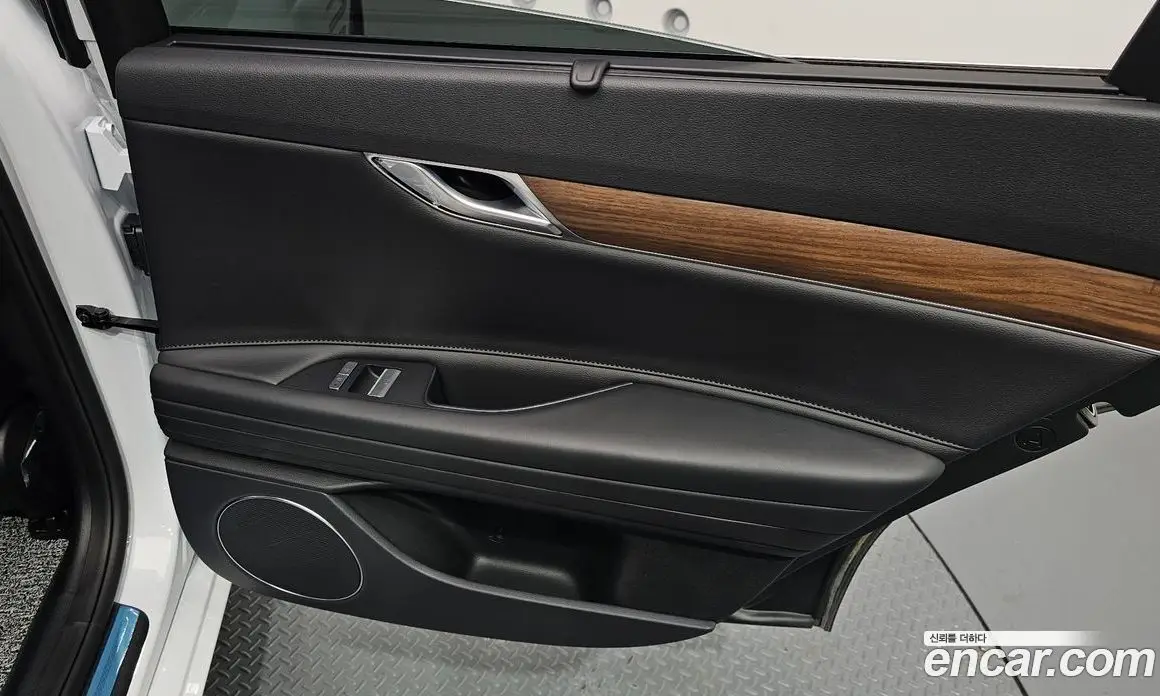 Genesis G80 2023 2.5 автомат (гидро), фото 15 Genesis G80 2023 2.5 автомат (гидро), фото 15