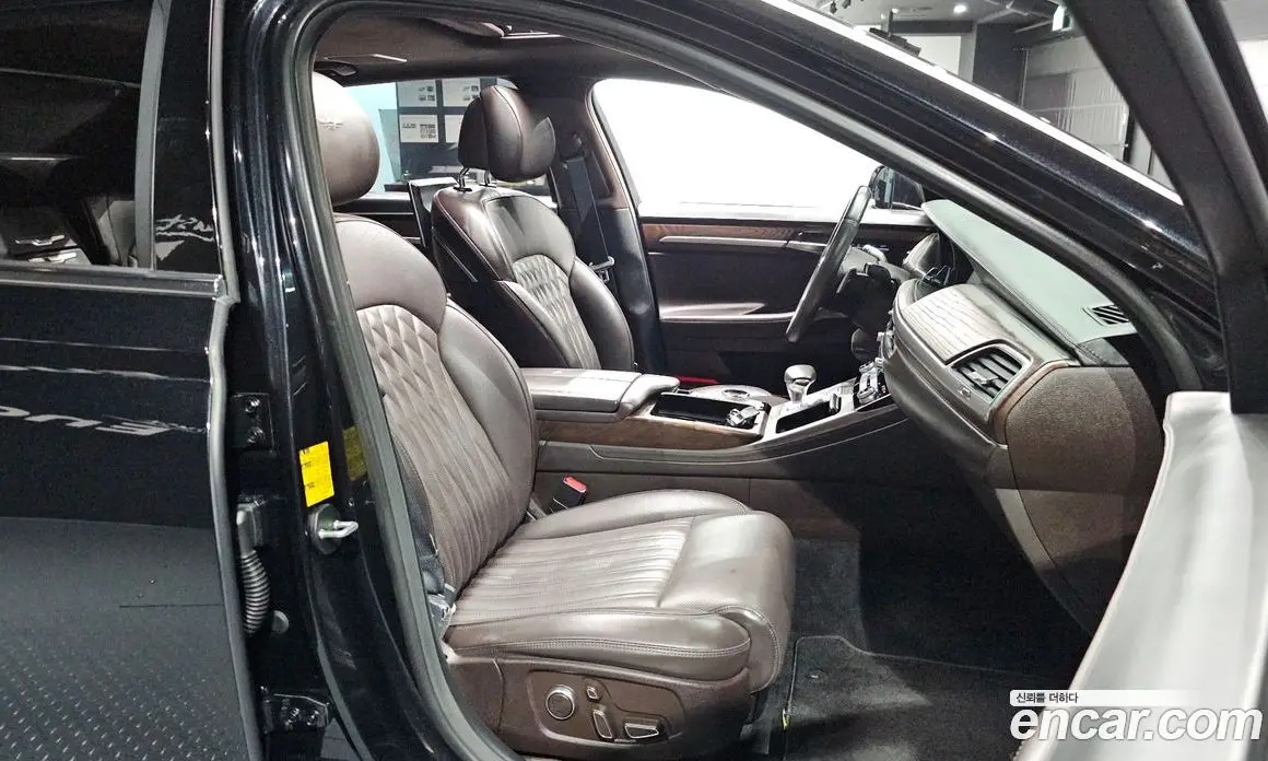 Genesis G90 2020 3.8 автомат (гидро), фото 16 Genesis G90 2020 3.8 автомат (гидро), фото 16