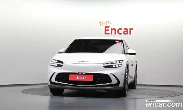 Genesis GV60 2022 0.1 автомат (гидро), миниатюра 3