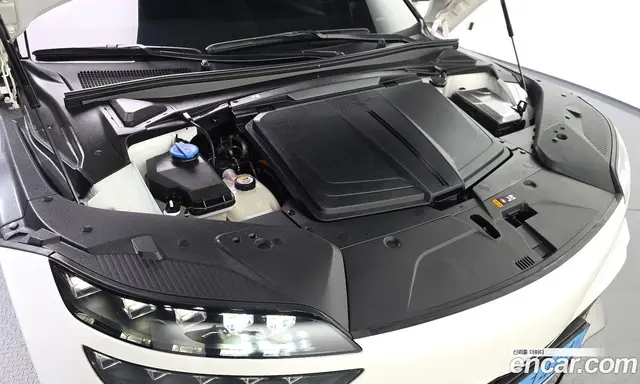 Genesis GV60 2022 0.1 автомат (гидро), миниатюра 6