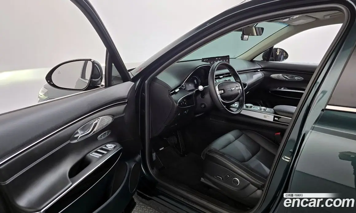 Genesis GV70 2021 2.5 автомат (гидро), фото 13 Genesis GV70 2021 2.5 автомат (гидро), фото 13
