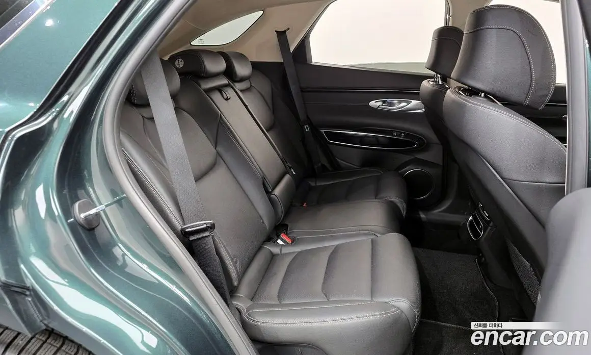 Genesis GV70 2021 2.5 автомат (гидро), фото 17 Genesis GV70 2021 2.5 автомат (гидро), фото 17