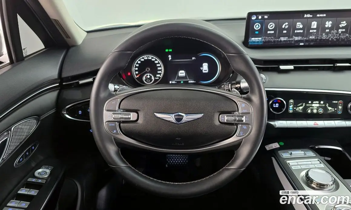 Genesis GV70 2021 2.5 автомат (гидро), фото 20 Genesis GV70 2021 2.5 автомат (гидро), фото 20